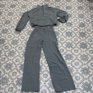 Lululemon Softstreme Gray crop half zip  & Pants -  Size 2